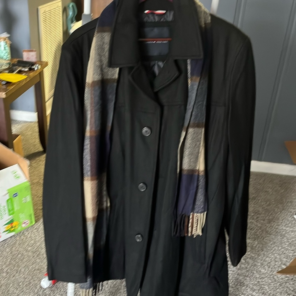 Tommy Hillfiger XL Black Coat